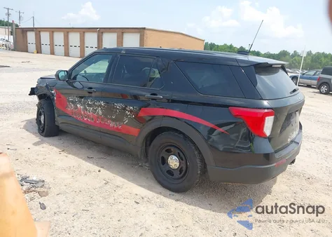 2020 Ford Police Interceptor z USA, uszkodzony, nr VIN 1FM5K8AC2LGC93575